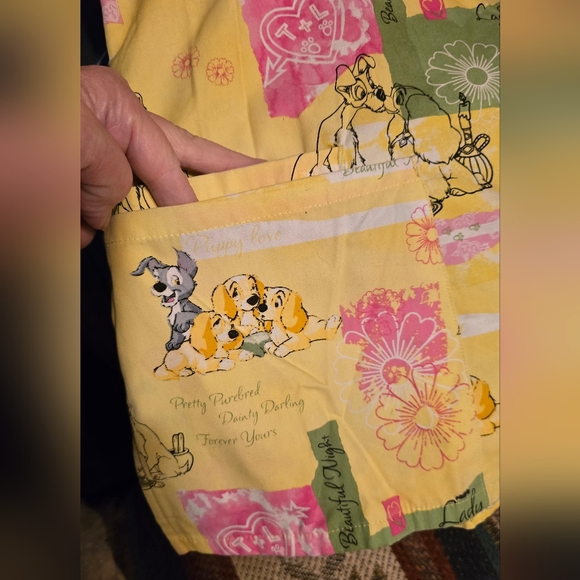 Disney Lady And The Tramp Scrub Top with Whimsical Print - Medium - Picture 3 of 5